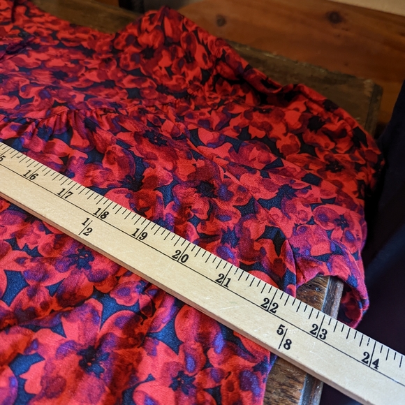 A New day top - Picture 8 of 10